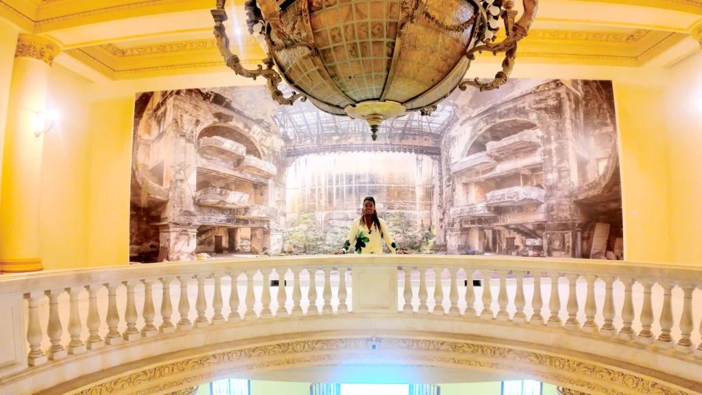 Home Havana Contemporary Premium Artist